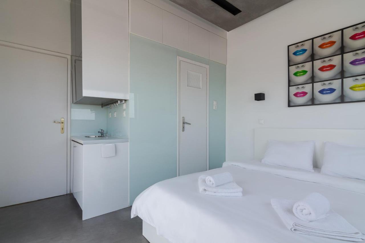 Apartment With Terrace In بيرايوس المظهر الخارجي الصورة